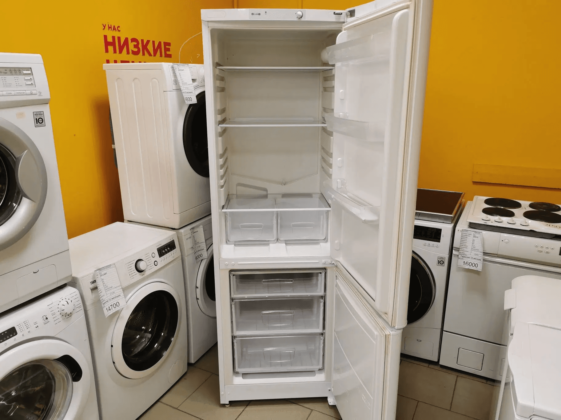 Холодильник INDESIT BIA18 