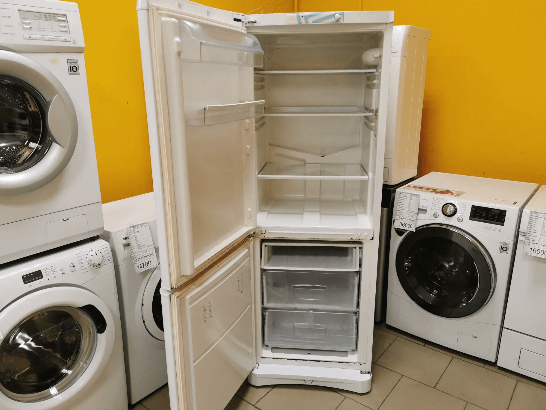 Холодильник INDESIT B16.025
